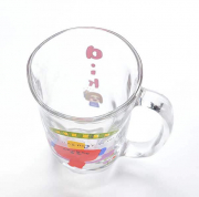 ペン立てにもできるし、筋トレもできるし、記憶を飛ばすこともできるし、最高やん！ジョッキ